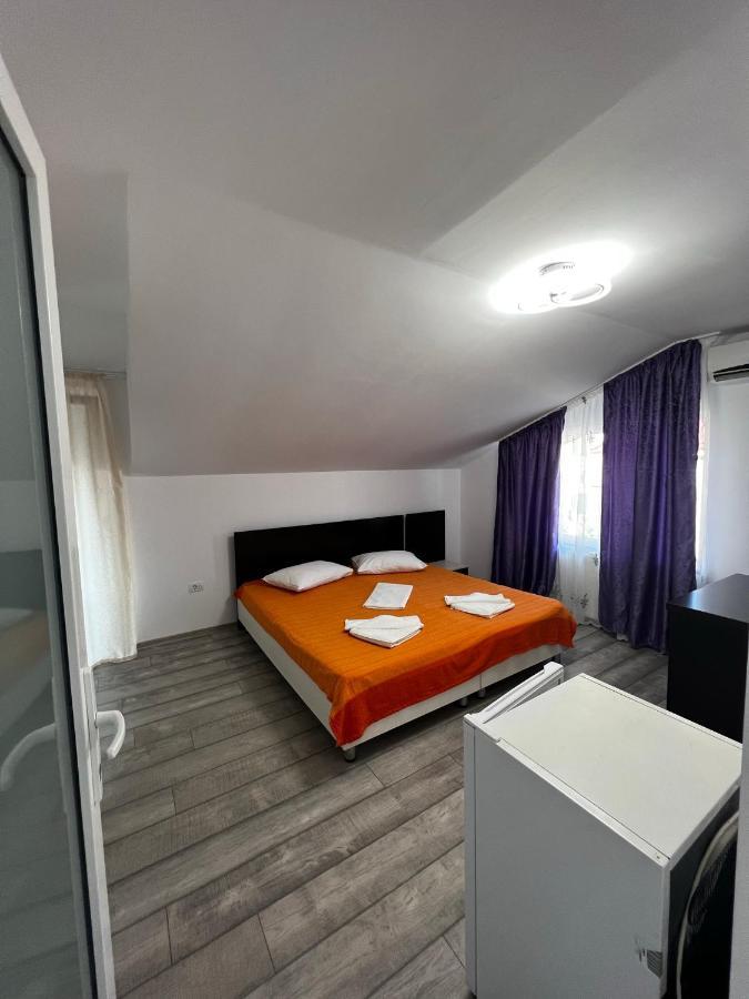 Vila Iris Mamaia Nord ナボダリ エクステリア 写真